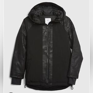 GAP, GapFit Upcycled Puffer Jacket, True black, Size Medium